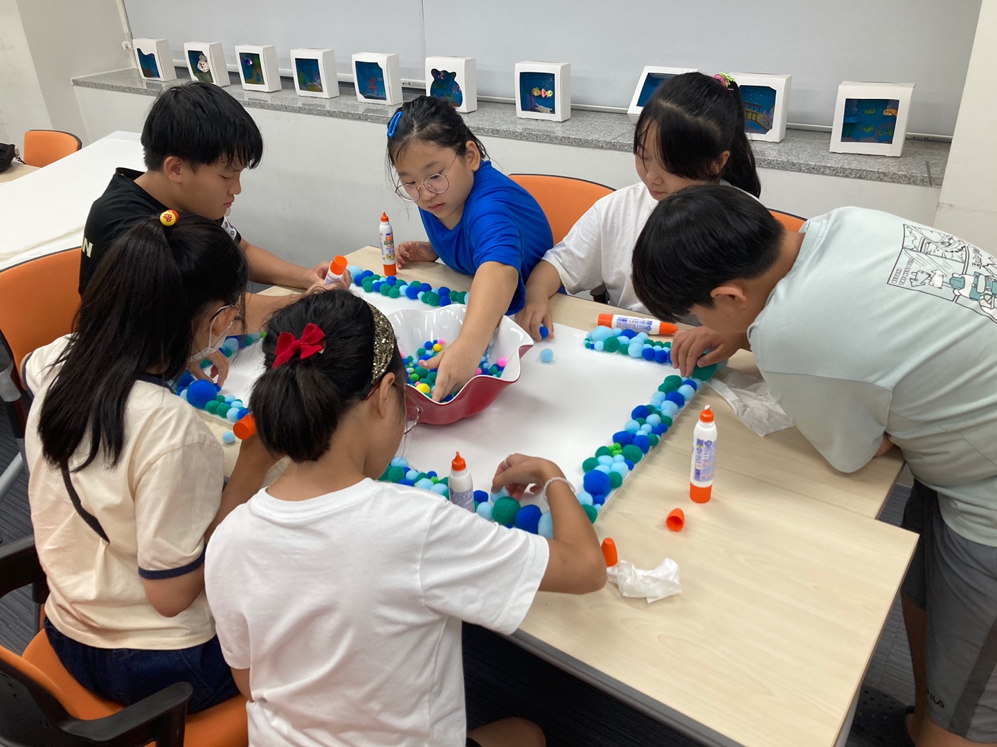 대형 폼폼 액자 꾸미기(2023.8.24)